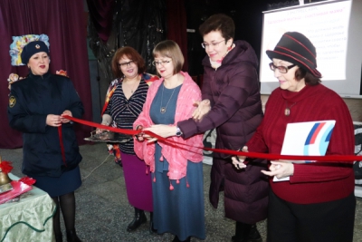 Маргарита Ушакова приняла участие в открытии «Маминой школы»